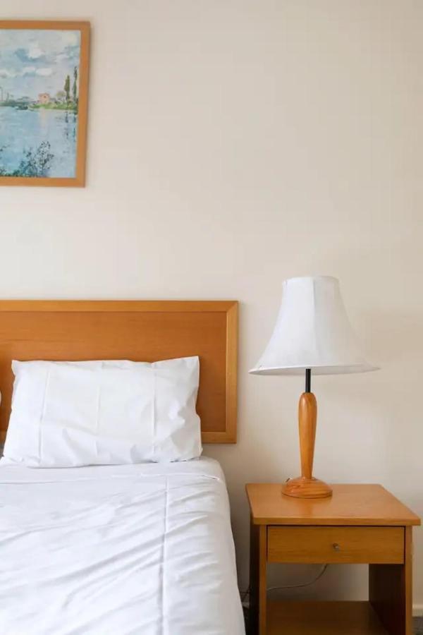 Lamplighter Motel Oakleigh Extérieur photo