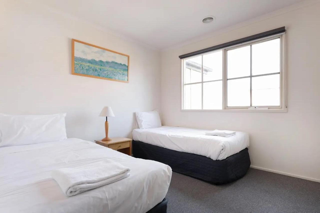 Lamplighter Motel Oakleigh Extérieur photo